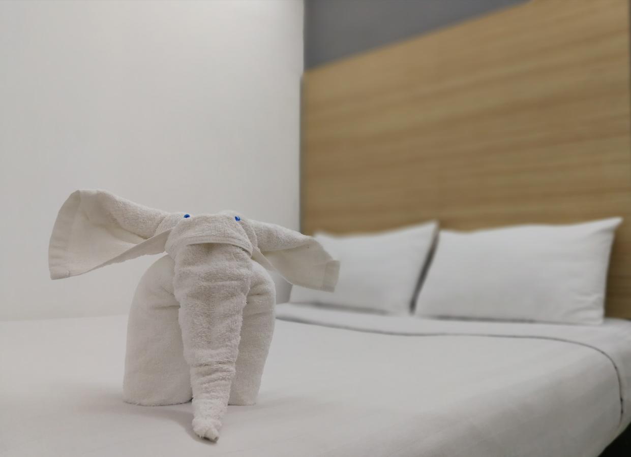 Dragon Door Hotel 시티아완 외부 사진